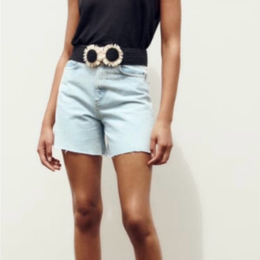 Zara high rise denim jean shorts in light blue - size 4 and size 6